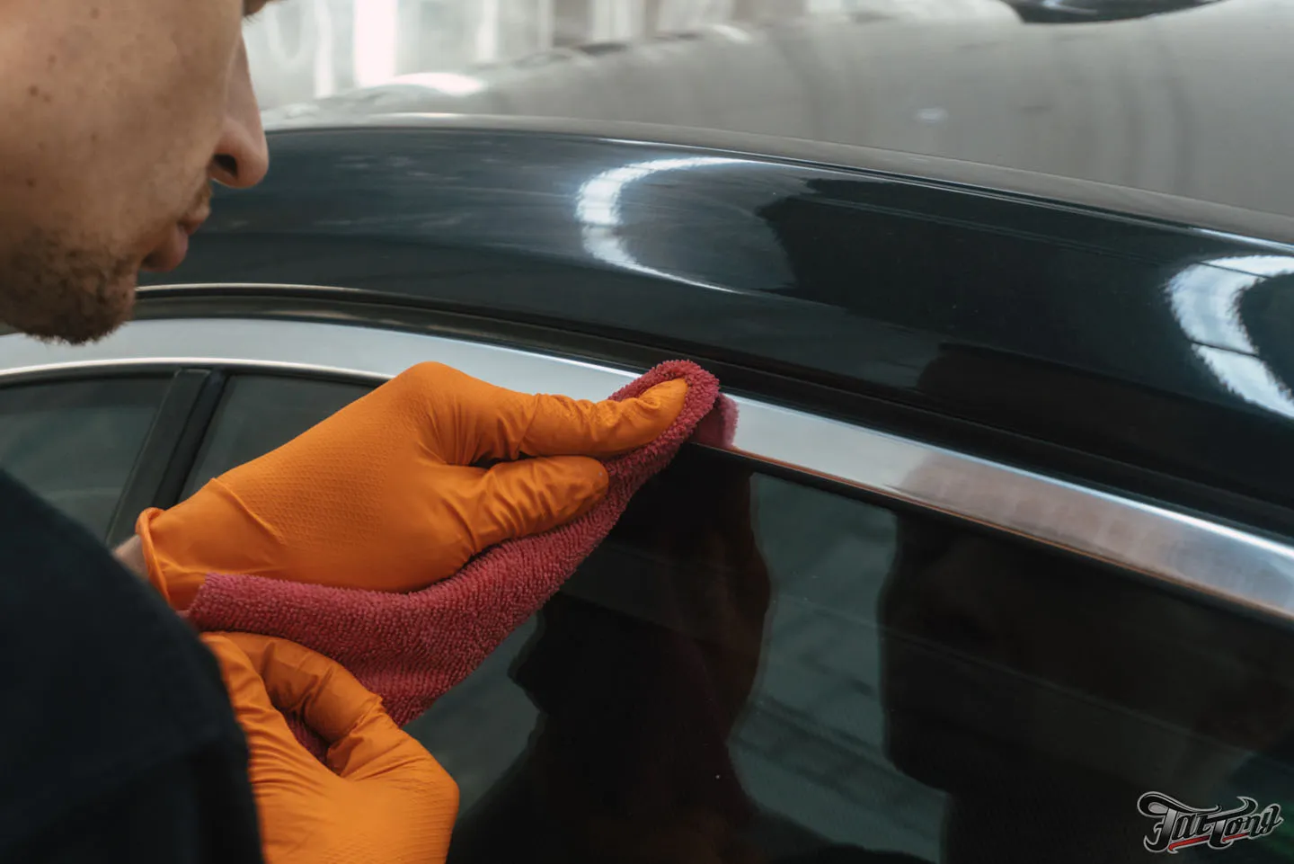 Очистка и защита хрома от реагентов на BMW 7